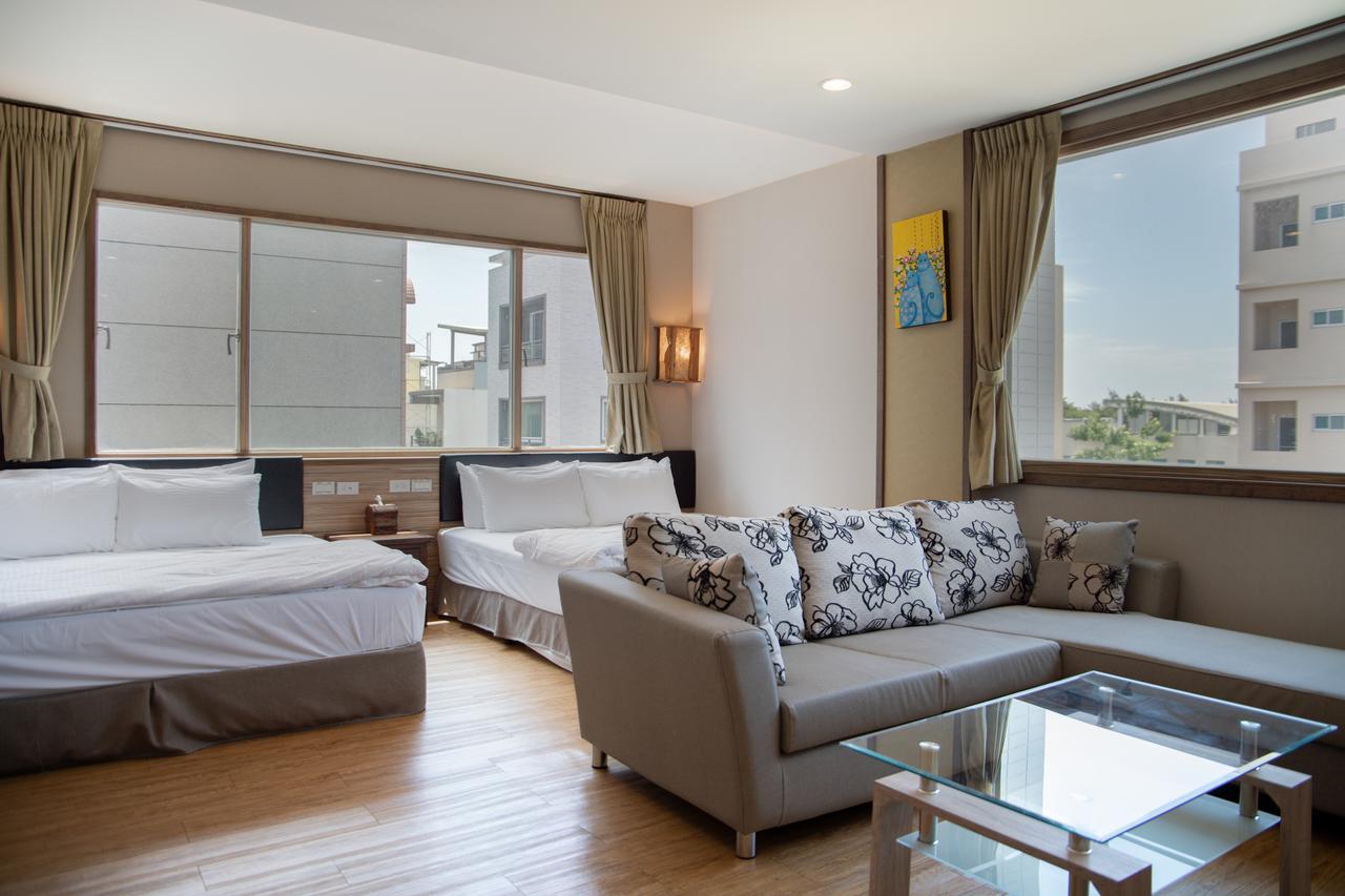 Tainan Julie'S Garden 峰情文旅 Hotell Anping Exteriör bild