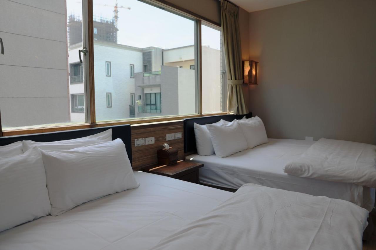 Tainan Julie'S Garden 峰情文旅 Hotell Anping Exteriör bild